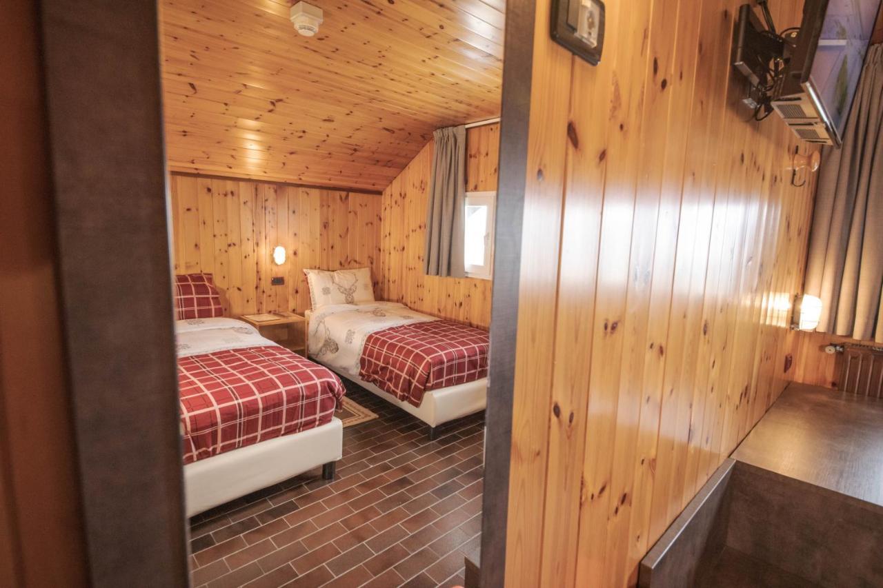 Albergo Quarto Pirovano 파소 스텔비오 외부 사진