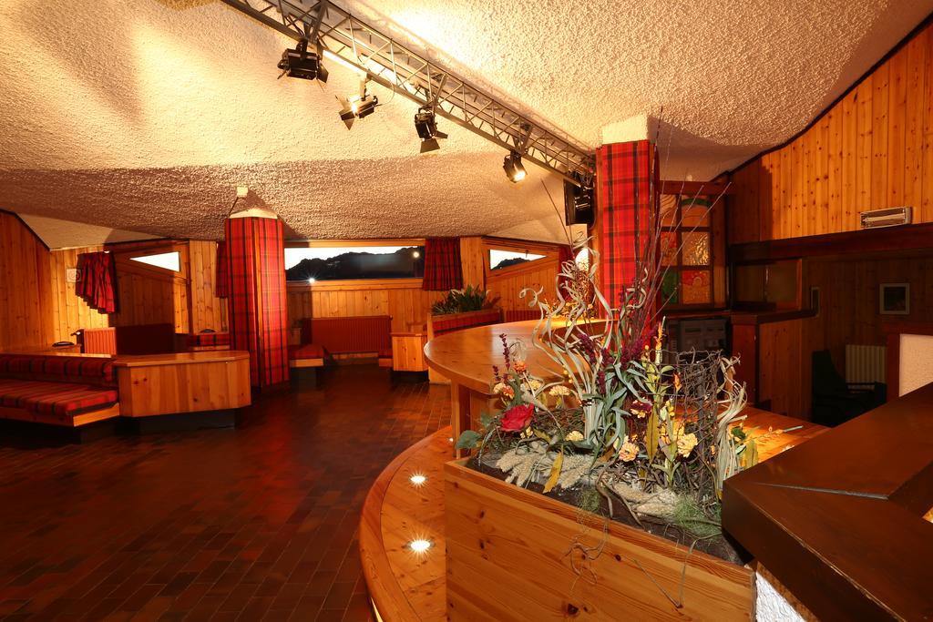 Albergo Quarto Pirovano 파소 스텔비오 외부 사진